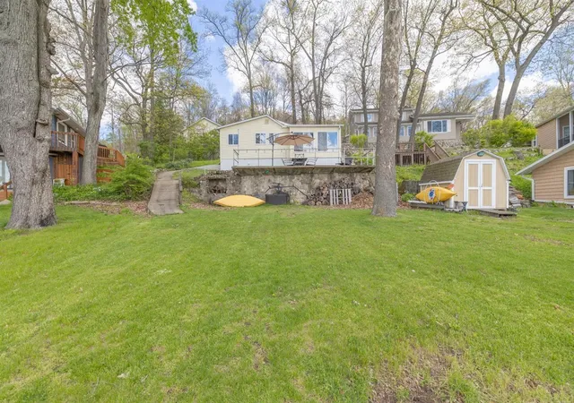 Homes for sale in Three Rivers, MI | 58484 E Clear Lake Rd, Three Rivers, MI 49093 | MLS# 70530247