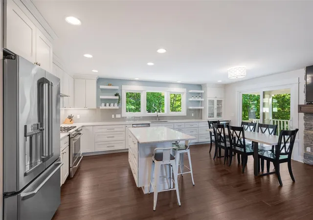 Photo 3 of Single family home for sale at 648 Francis St, Saugatuck, MI 49453 | MLS# 70542843 | Listing updated on 2026-09-11