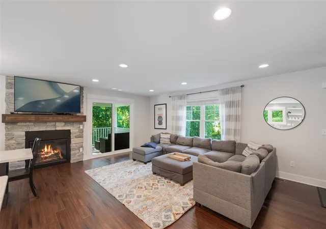 Photo 4 of Single family home for sale at 648 Francis St, Saugatuck, MI 49453 | MLS# 70542843 | Listing updated on 2026-09-11