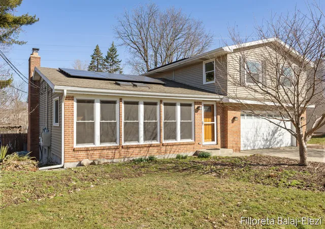 2nd image of 5023 Creekview Dr, Grand Rapids, MI 49508 | MLS# 70519379