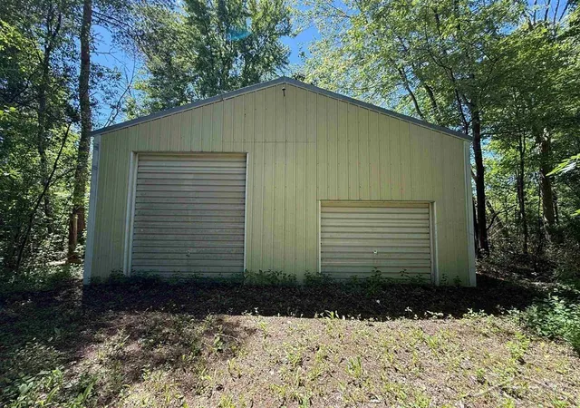 5th image of 1800 W Shepherd Rd, Midland, MI 48642 | MLS# 50211637