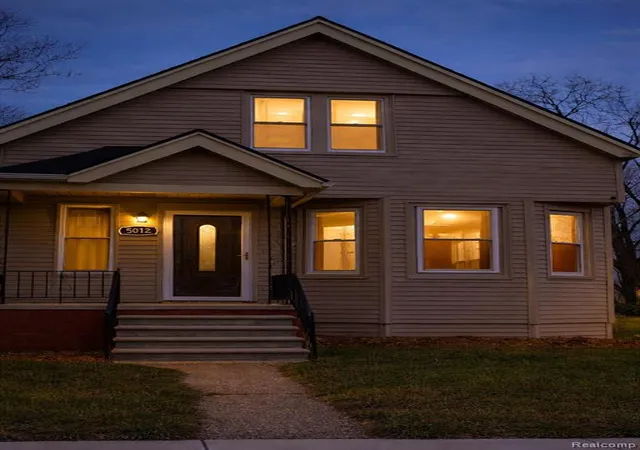 22nd image of 5012 Fischer St, Detroit, MI 48213 2923 | MLS# 60981849