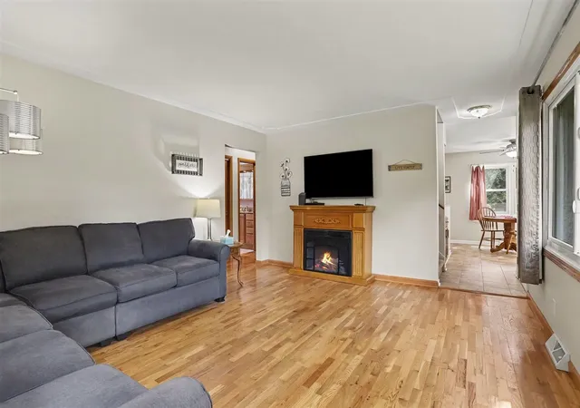 Photo 3 of Single family home for sale at 7708 N 41St St, Augusta, MI 49012 | MLS# 70555325 | Listing updated on 2026-09-16