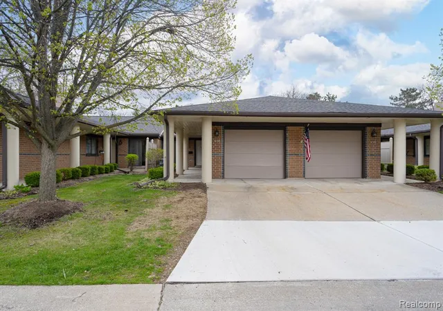 Homes for sale in Rochester Hills, MI | 936 Wexford Wy, Rochester Hills, MI 48307 | MLS# 61004221