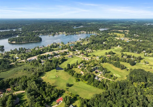 Photo 1 of Sale Pending at 10370 Heatherlawn Ct, Jerome, MI 49249 | MLS# 70541132 | Listing updated on 2026-09-14