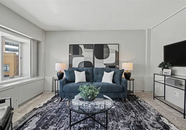 2nd image of 555 E William St #2i, Ann Arbor, MI 48104 | MLS# 70548031