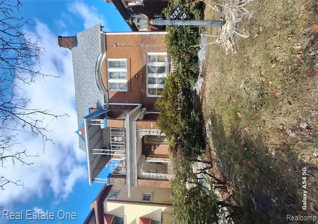 Homes for sale in Detroit, MI | 3280 Fullerton, Detroit, MI 48238 | MLS# 60972228