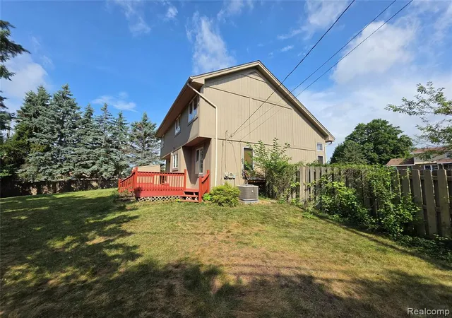 Photo 10 of Sale Pending at 41921 Tamara St, Novi, MI 48375 | MLS# 61012800 | Listing updated on 2026-07-21