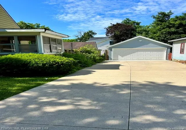Photo 3 of Single family home for sale at 3121 Dexter Rd, Ann Arbor, MI 48103 2763 | MLS# 61005510 | Listing updated on 2026-10-07