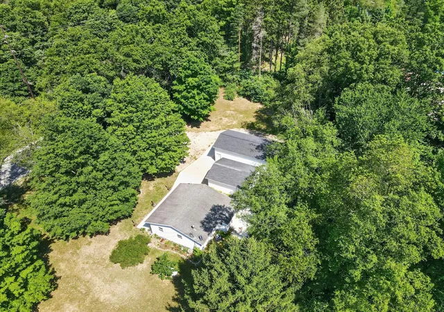 Homes for sale in Hastings, MI | 401 S Whitmore Rd, Hastings, MI 49058 | MLS# 70544122