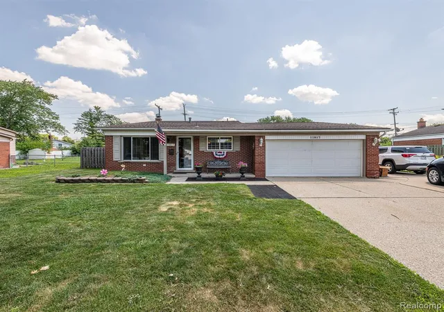 Photo 1 of Sale Pending at 11817 Moran St, Taylor, MI 48180 4135 | MLS# 61011032 | Listing updated on 2026-09-13