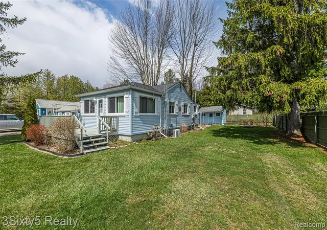 Homes for sale in Lexington, MI | 7523 Beechwood, Lexington, MI 48450 | MLS# 60986593