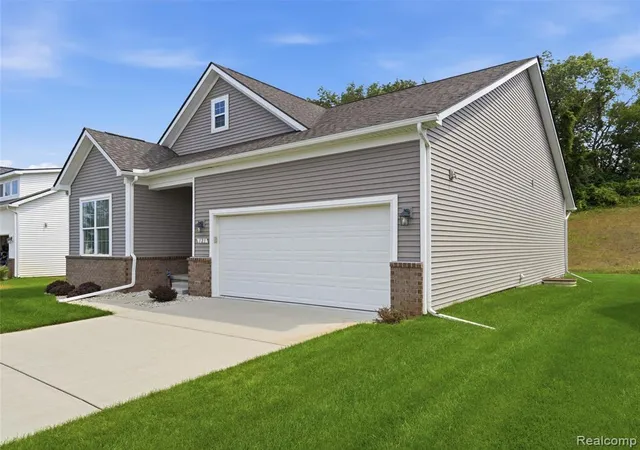 4th image of 121 Coppice Wy, White Lake, MI 48386 | MLS# 61020398