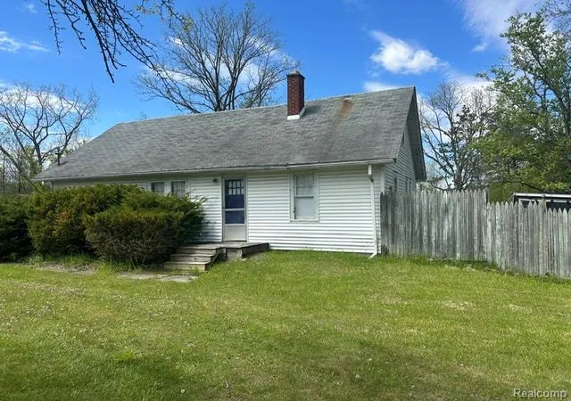 21st image of 2356 S Dye Rd, Flint, MI 48532 4126 | MLS# 60999574