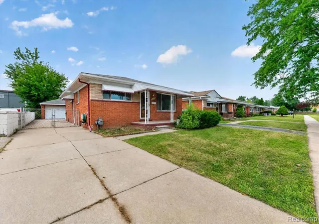 Photo 2 of Single family home for sale at 8847 Woodbine, Redford, MI 48239 | MLS# 61020866 | Listing updated on 2026-08-14