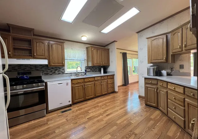 Photo 4 of Single family home for sale at 5419 N Rodgers Ave, Harrison, MI 48625 | MLS# 50219659 | Listing updated on 2026-08-24