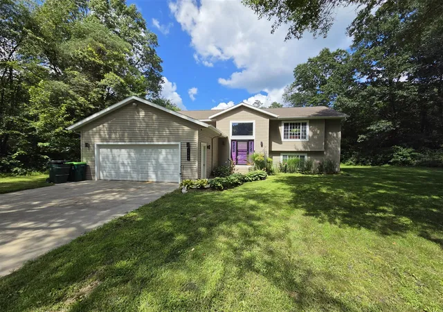 Photo 3 of Sale Pending at 2468 E Michillinda Rd, Twin Lake, MI 49457 | MLS# 70554609 | Listing updated on 2026-09-09