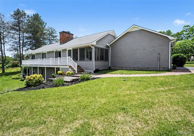 Homes for sale in Dryden, MI | 5465 S Lake George Rd, Dryden, MI 48428 | MLS# 61004253