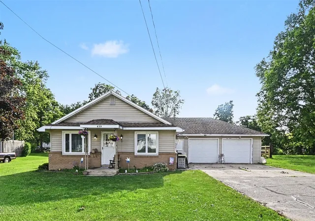 Homes for sale in Jonesville, MI | 459 Evans St, Jonesville, MI 49250 | MLS# 70544220