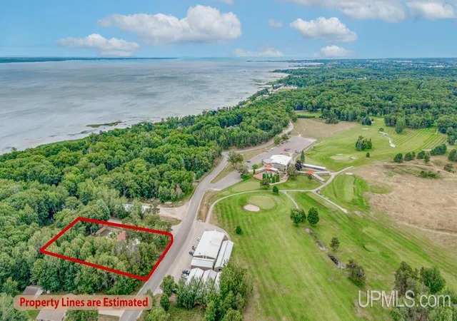 Photo 3 of Single family home for sale at 7535 N Lake Blf 194 Rd, Gladstone, MI 49837 | MLS# 50218880 | Listing updated on 2026-09-03