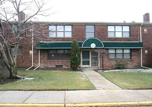 Homes for sale in Royal Oak, MI | 25707 Woodward Ave, Royal Oak, MI 48067 | MLS# 31083234