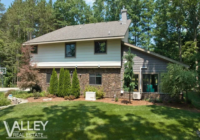Photo 3 of Single family home for sale at 7474 Kochville Rd, Freeland, MI 48623 | MLS# 50184239 | Listing updated on 2026-09-30