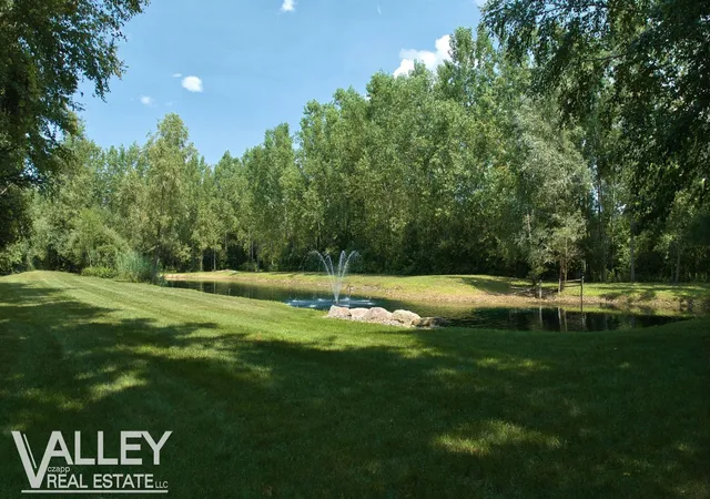 Photo 4 of Single family home for sale at 7474 Kochville Rd, Freeland, MI 48623 | MLS# 50184239 | Listing updated on 2026-09-30