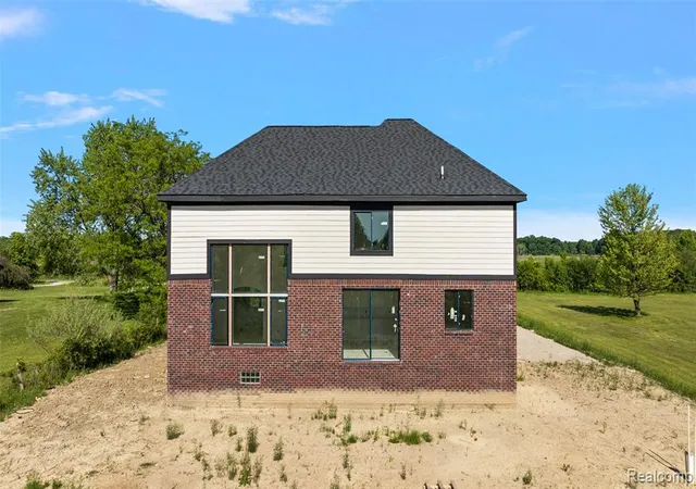 Photo 5 of Single family home for sale at 60637 Schoenherr Rd, Washington, MI 48094 | MLS# 61002615 | Listing updated on 2026-07-07