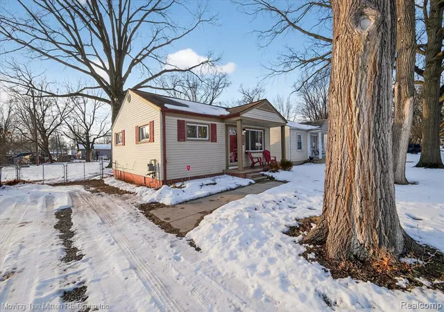 Homes for sale in Westland, MI | 6015 Wilmer St, Westland, MI 48185 2201 | MLS# 60969106