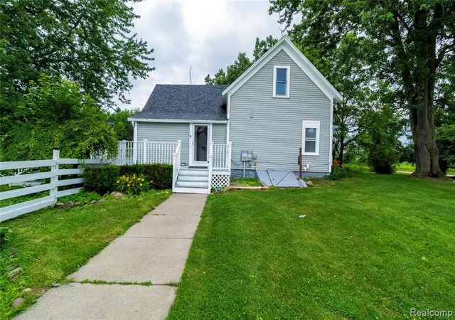 Homes for sale in Imlay City, MI | 8150 Norman Rd, Imlay City, MI 48444 | MLS# 61006715