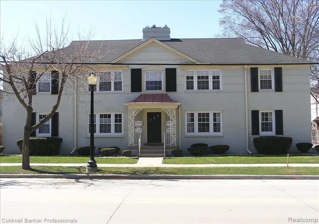 Photo 1 of Condominium at 726 S Military St, Dearborn, MI 48124 | MLS# 20563438 |  | Sold on 2012-09-07