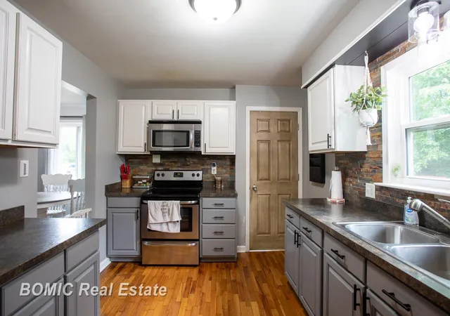 Homes for sale in Mount Morris, MI | 8510 N Genesee Rd, Mount Morris, MI 48458 | MLS# 50212963