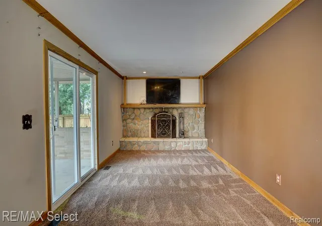 Photo 4 of Single Family Residence at 5080 N Georgetown Rd, Grand Blanc, MI 48439 | MLS# 60357014 | | Sold on 2025-03-21