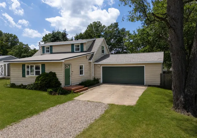 2nd image of 57278 Hamilton Dr, Mattawan, MI 49071 | MLS# 70538671