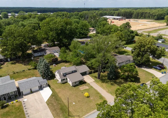 4th image of 57278 Hamilton Dr, Mattawan, MI 49071 | MLS# 70538671