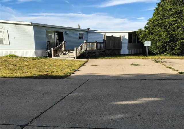 5th image of 4211 Squaw Creek Trl, Muskegon, MI 49442 | MLS# 70537307