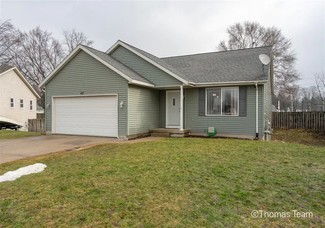 Homes for sale in Grand Rapids, MI | 43 Haras Ct, Grand Rapids, MI 49548 | MLS# 70516306