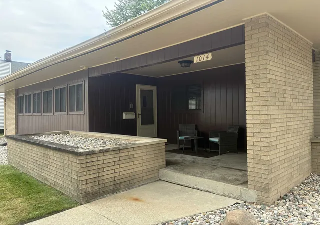 Photo 4 of Single family home for sale at 1014 22nd Street, Bay City, MI 48708 | MLS# 50216203 | Listing updated on 2026-09-17