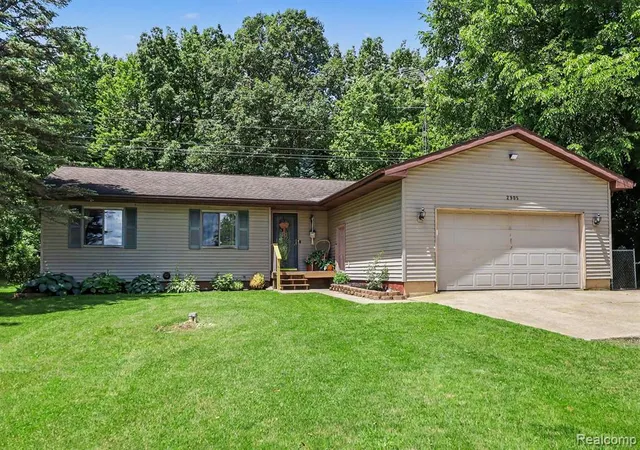 Homes for sale in Columbiaville, MI | 2905 German Rd, Columbiaville, MI 48421 | MLS# 61004905