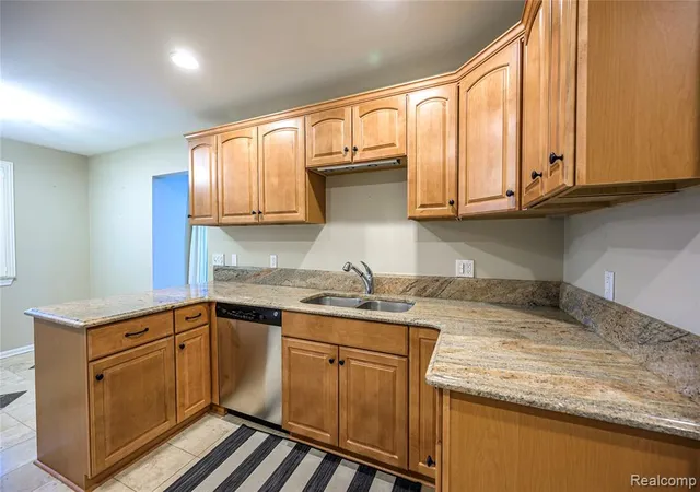 Homes for sale in Bloomfield Hills, MI | 42160 Woodward Ave #7, Bloomfield Hills, MI 48304 | MLS# 61005529