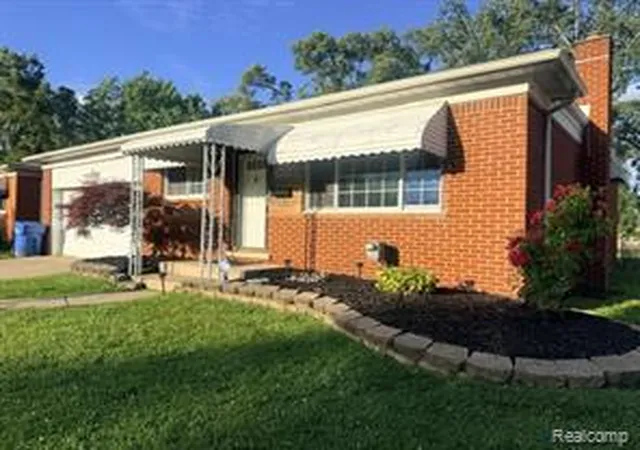 Homes for sale in Warren, MI | 26676 Richard Dr, Warren, MI 48089 | MLS# 60993585