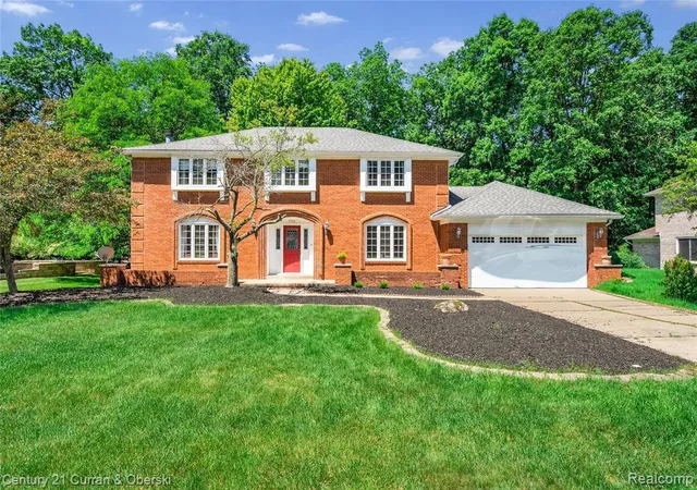 Photo 1 of Single family home for sale at 5994 Glen Eagles Dr, West Bloomfield, MI 48323 | MLS# 61003580 | Listing updated on 2026-08-08