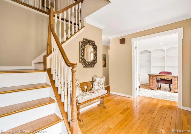Photo 3 of Single family home for sale at 5994 Glen Eagles Dr, West Bloomfield, MI 48323 | MLS# 61003580 | Listing updated on 2026-08-08