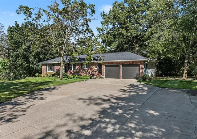 Photo 3 of Sale Pending at 2080 Dunnigan Ave, Grand Rapids, MI 49525 | MLS# 70554695 | Listing updated on 2026-09-01