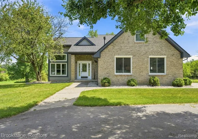 2nd image of 1775 Dutcher Rd, Howell, MI 48843 | MLS# 61023031