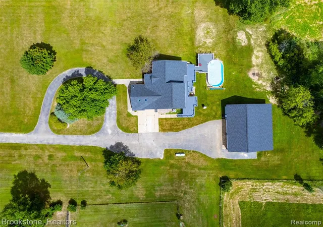 41st image of 1775 Dutcher Rd, Howell, MI 48843 | MLS# 61023031