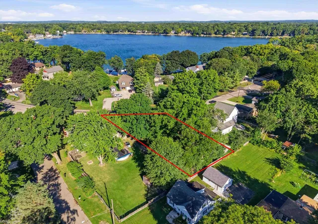 Land for sale at 0 Covert Rd, Waterford, MI 48328 | MLS# 50219741