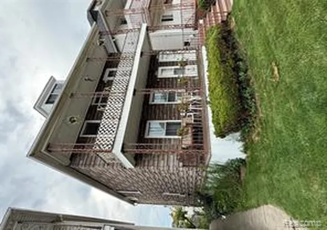 2nd image of 11375 Moran St, Hamtramck, MI 48212 | MLS# 61009934