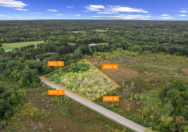3rd image of 20955 N Dixboro Rd, South Lyon, MI 48178 | MLS# 70494247