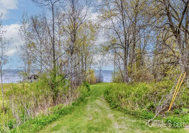 Photo 3 of Land for sale at State Hwy M 35 Hwy, Escanaba, MI 49829 | MLS# 50176106 | Listing updated on 2026-10-09
